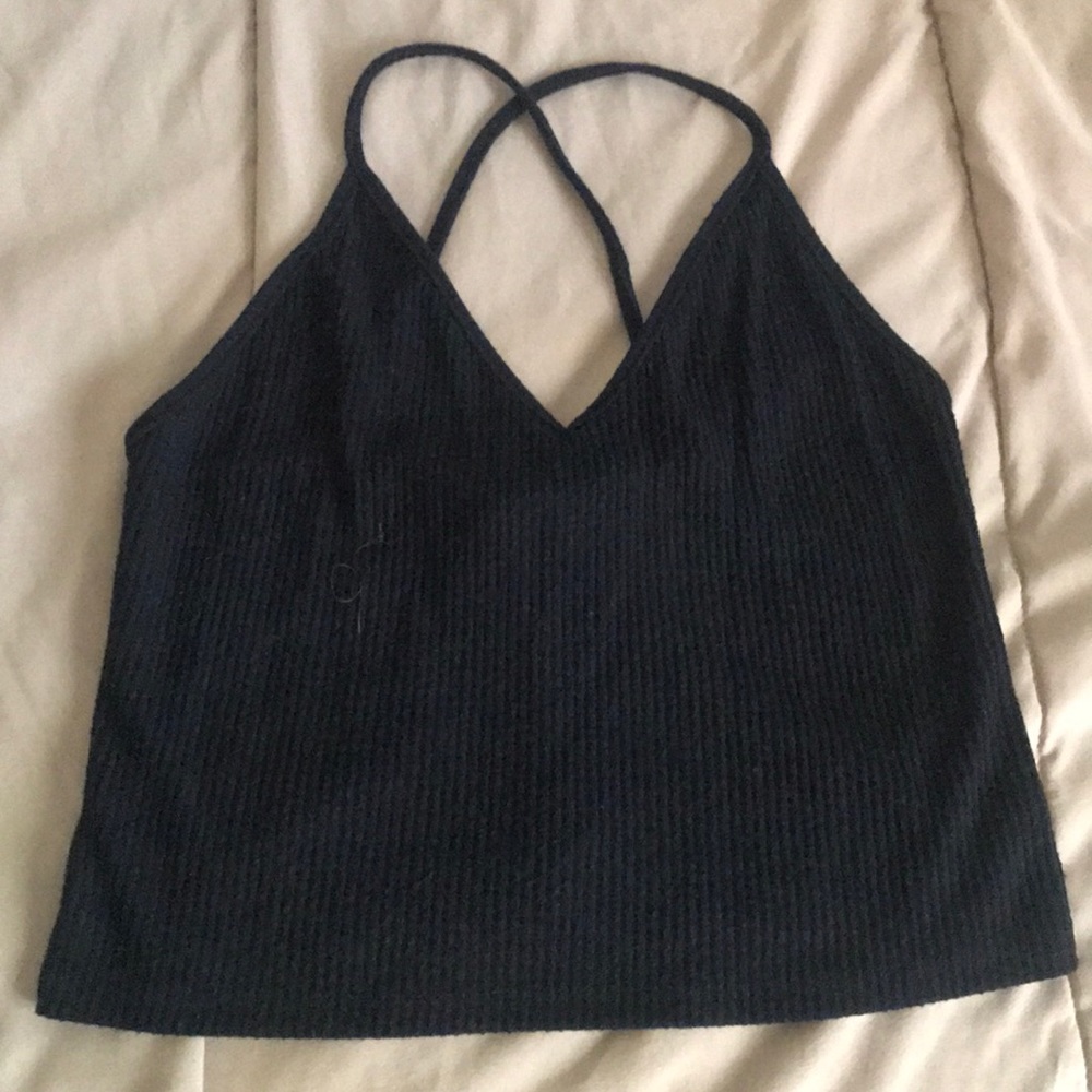 Black tank crop top!